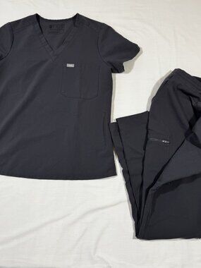 FIGS Women Uniform Scrub Set Technical Collection Gray V-Neck Top Pants S Tall